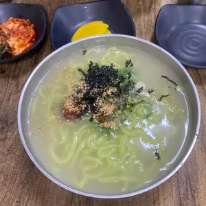 소문난 손칼국수 밀면 사진