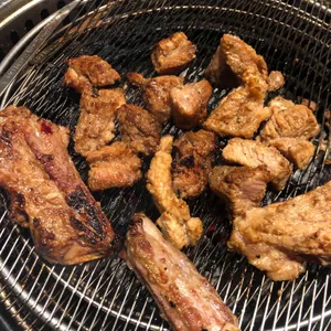 문삼이하이로우 사진