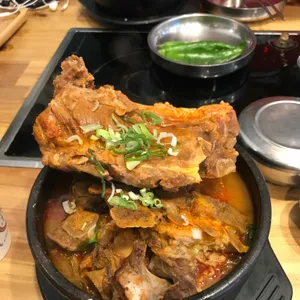 뼈대있는집 감자탕 사진