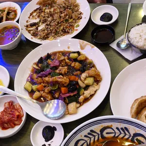 동해반점 사진