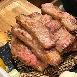고담 리뷰 사진