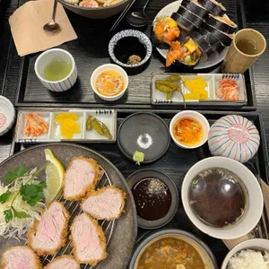 화랑카츠 사진