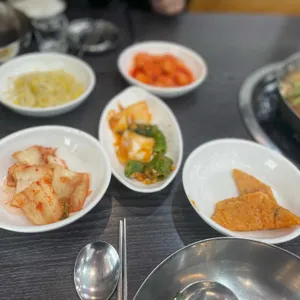 황성얼큰오징어찌개 사진