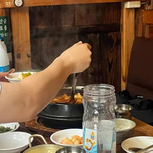 박씨물고온제비 사진