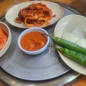 한동길뼈다귀감자탕 사진