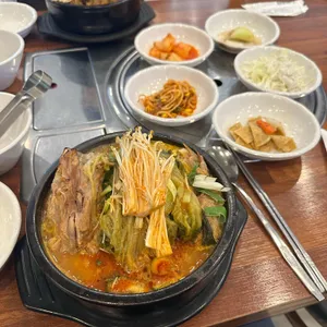 이가네돌솥감자탕 사진