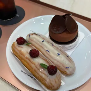피에르 마르콜리니 대표 사진