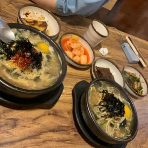 굴다리전주콩나물국밥 사진