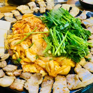 무쇠김치삼겹 사진