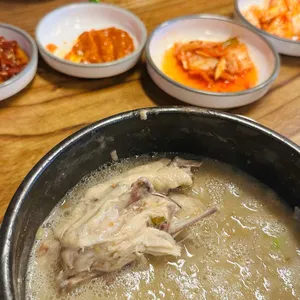 배가한방삼계탕 사진