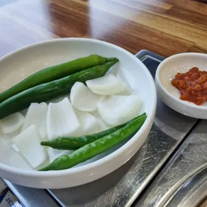조마루 뼈다귀감자탕 사진