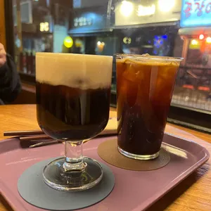 폼앤노말 사진