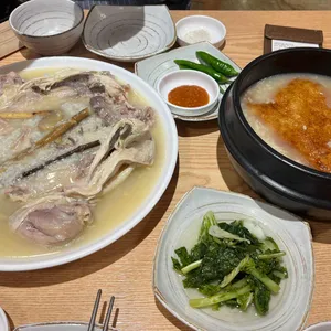 다람쥐마을 누룽지백숙 사진