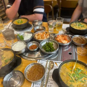 바오로흑염소 사진