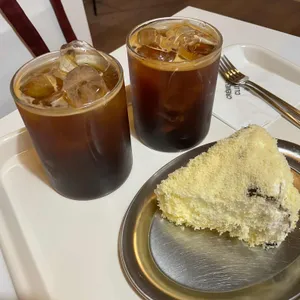 크레뮤 러빙 클럽 사진