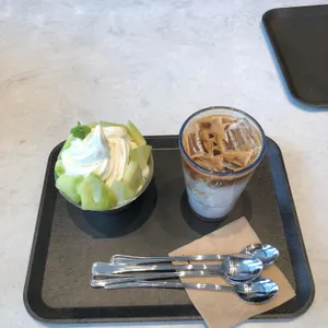 폴 바셋 사진