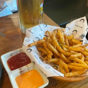 역전 할머니 맥주 사진