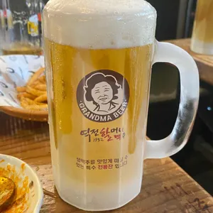 역전 할머니 맥주 사진
