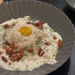 원탁 사진