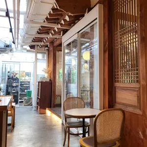 카페 수달 리뷰 사진