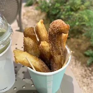 스트릿츄러스 사진