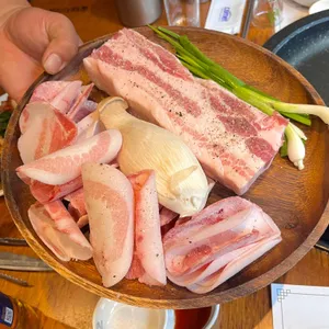 꽃돼지식당 사진