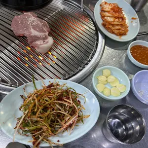 연탄불 생고기 사진