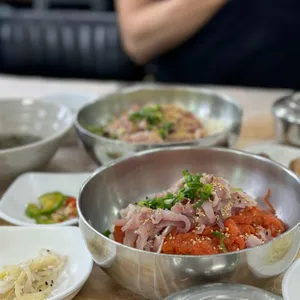 동남횟집 사진