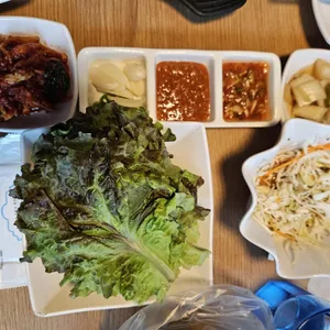 송이족발 사진
