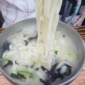 청송손칼국수 사진