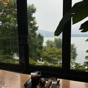 카페 대너리스 리뷰 사진