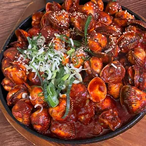 밤을걷는선비 사진