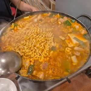 김삼보 김치찌개 사진