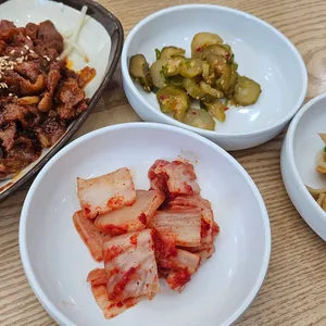 왕세숫대야냉면 사진