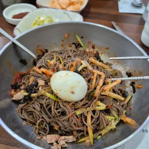메밀골 막국수 사진