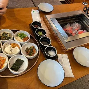 화씨이육공 사진