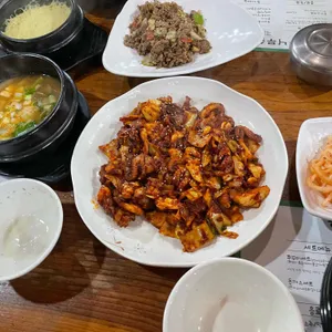 통나무숲 사진