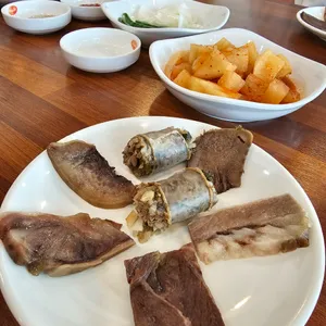 한돈순대국 사진