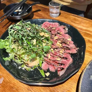 백억살롱 사진