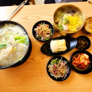 초이 닭 칼국수 사진
