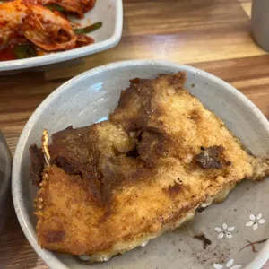 솥뚜껑오리주물럭 사진