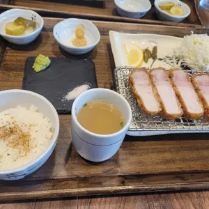 돈카츠 인정 사진