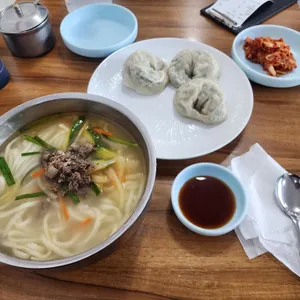 평양칼국수 사진