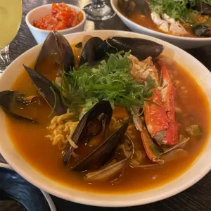 꼬치는밤 사진