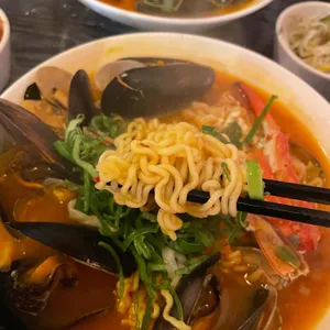꼬치는밤 사진