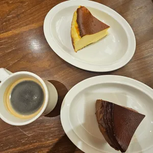 트키 도산 사진