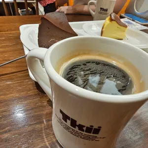 트키 도산 사진