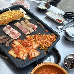 이모네생고기 사진