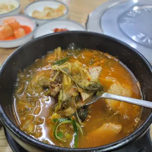 동나무집 사진