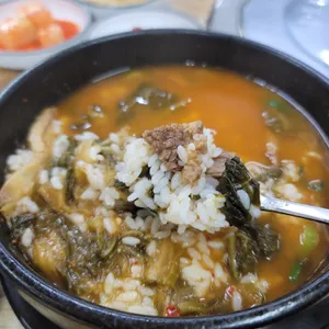 동나무집 사진